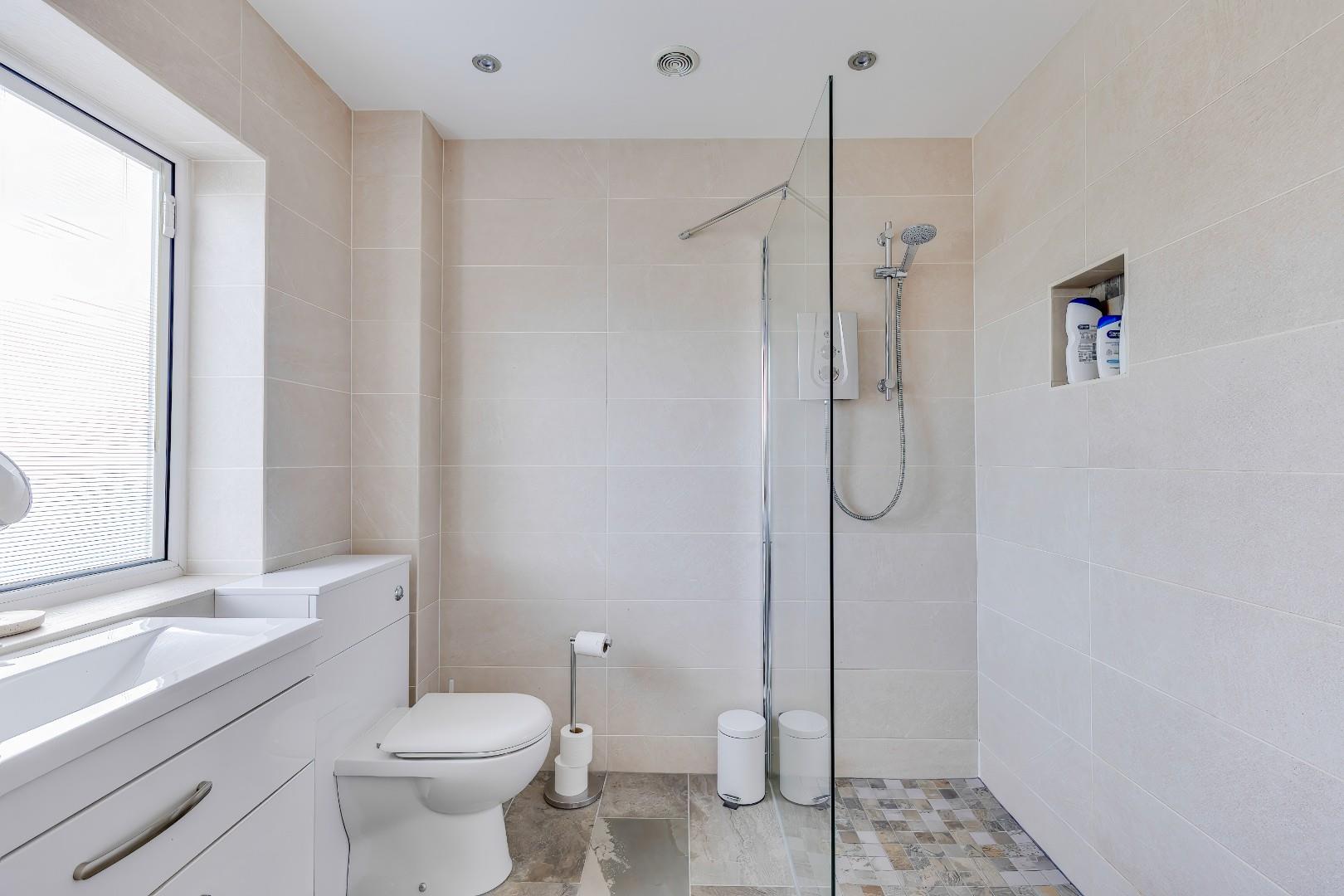 The Rhiw, Graig Penllyn, Nr Cowbridge, Vale of Glamorgan, CF71 7RS